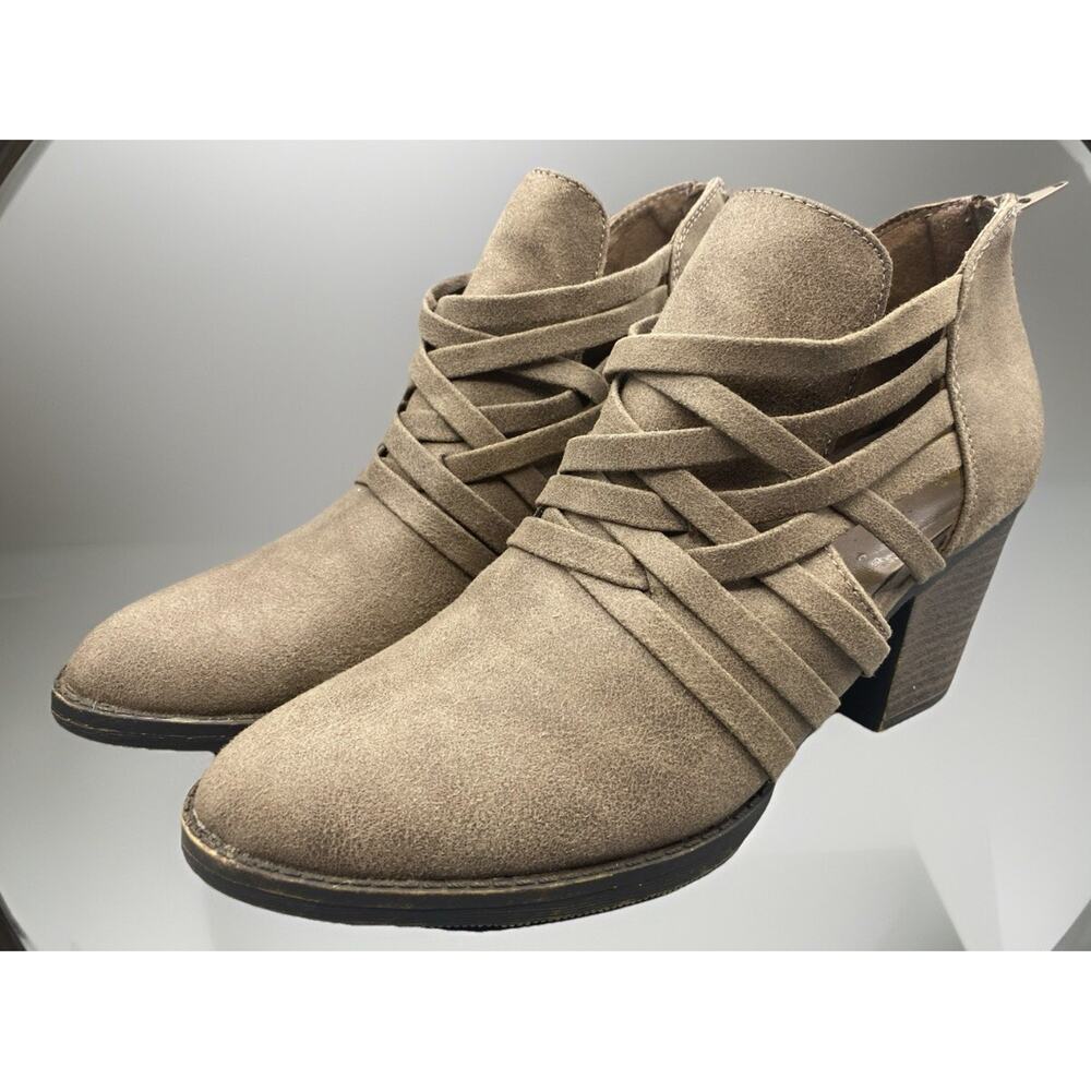 Fergalicious by Fergie Jillie Booties, Women's Size8 Brown
